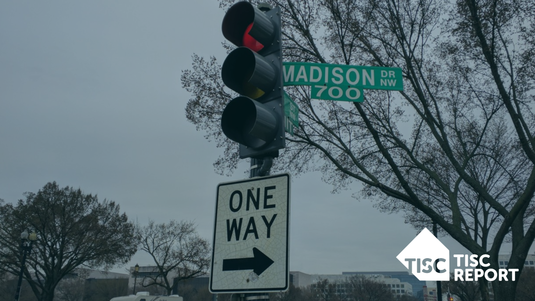 one way board, traffic lights